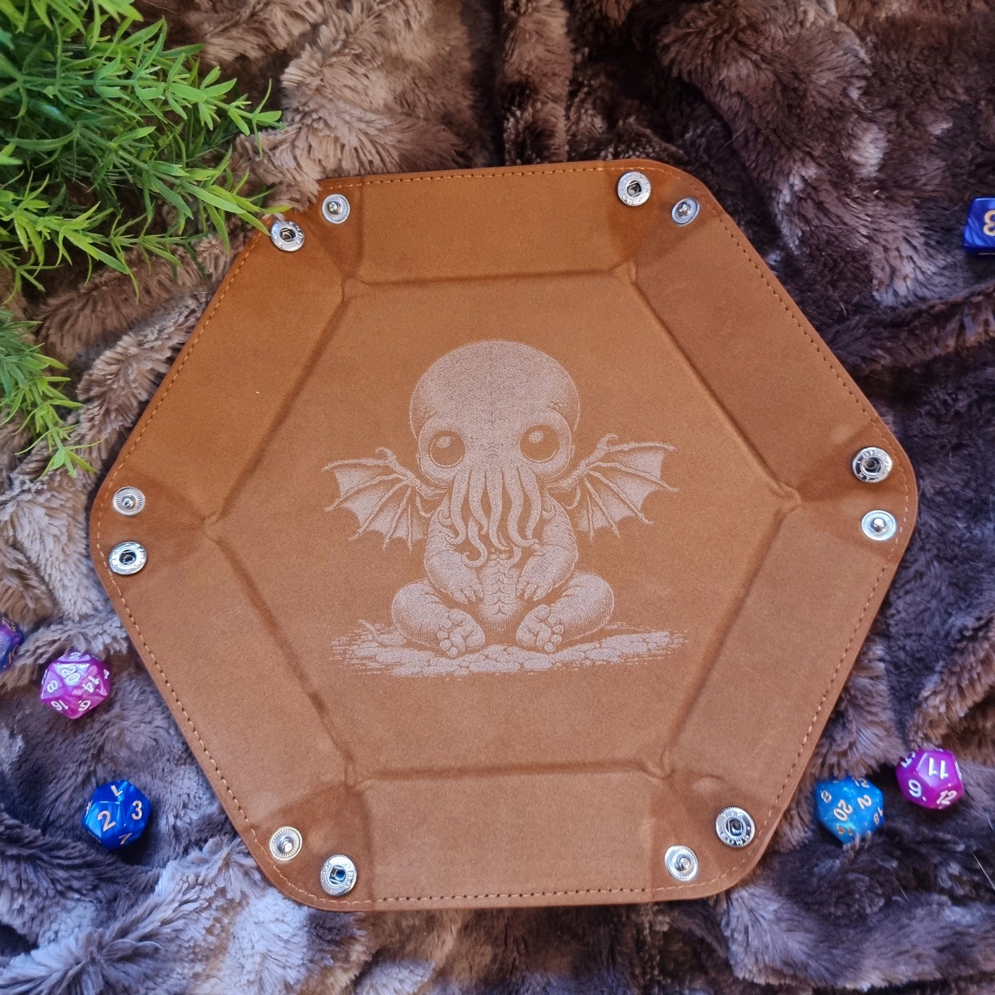 Piste à dés Hexagonale Bébé Cthulhu
