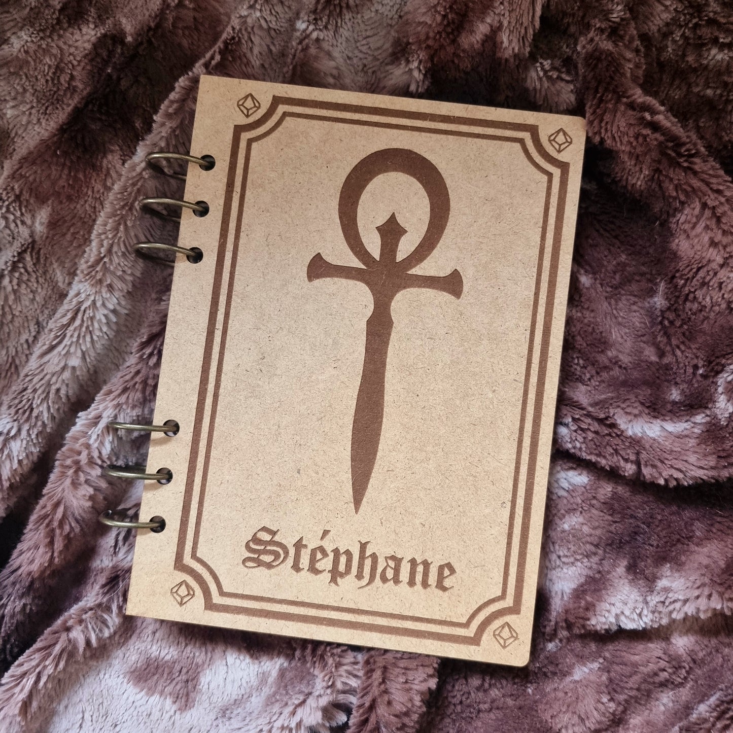 Carnet en bois Vampire la Mascarade Personnalisable