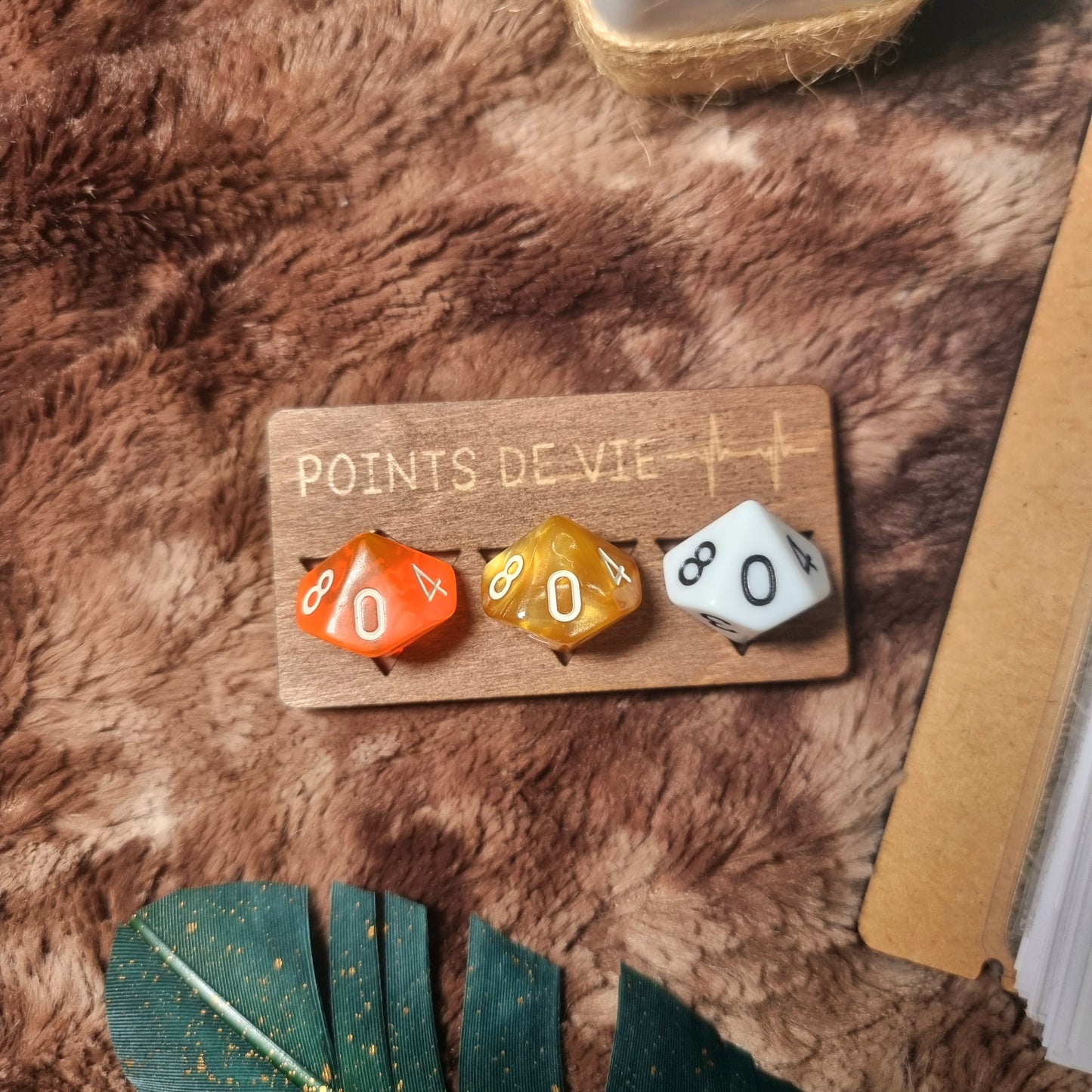 Suivi des points de vie + 3 dés aléatoires