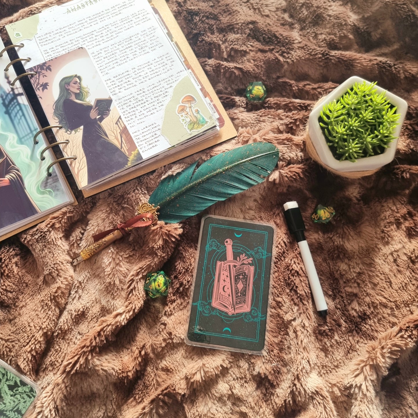 Oracle et tourments format tarot Livre et épée