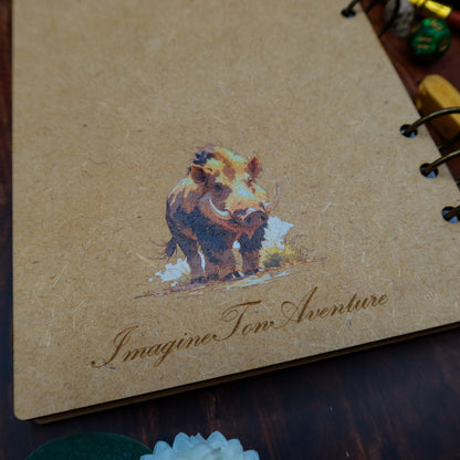 Carnet en bois Sanglier arpenteur